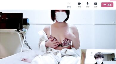 彼女に遠隔で指示を出して絶頂させた。Japanese hentai movie.