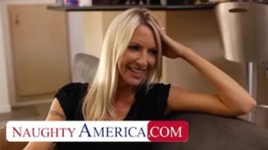 Extra Sensual Offer For Smexy MILF Sugarbabe With Additional Orgasm