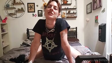 Dieser Dildo wird dich gay machen!