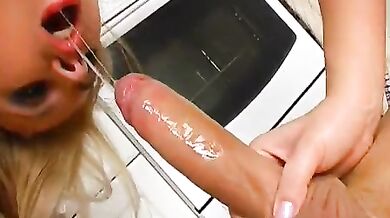 PORNLANDVIDEOS Kitchen Fuck With Sexy Blonde