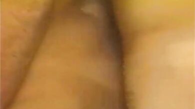 Dark Haired Girl Likes Fucking In The Tub