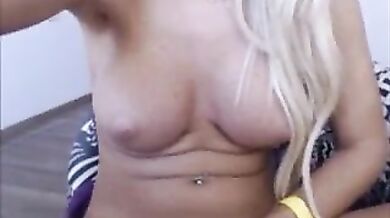natural big boobs webcam striptease show