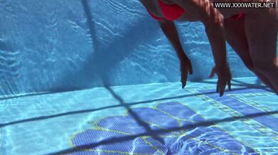 Russian super model Mary underwater naked