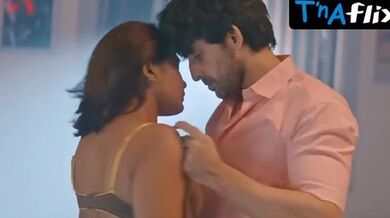 Rups Khan Sexy Scene in Aakhri Ichha