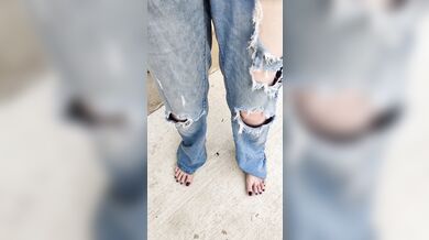 Pissing my ripped jeans