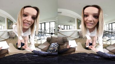 Your Future Boss' Stepdaughter Luna Ray Has An Insatiable Craving For Cock