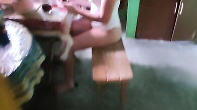 RISKY BLOWJOB WHILE PLAYING ONLINE GAME. PINAY STUDENT ROOM MATE