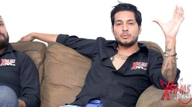 MILF venezolana disfruta de 2 vergas peruanas