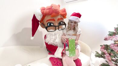 PornDudeCasting Presents: Jill Kassidy's Horny Holiday Fun