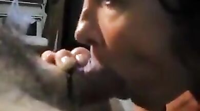 Crackwhore Michelle munches my manmeat