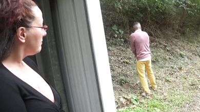 Matura tettona porca scopa alla fermata con Max