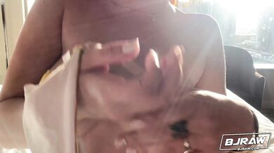 Madison Sweetens The Pot - Madison Morgan