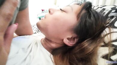 Pinay -Napagod galing mall, quickie lang kay bf (coz Tired so just a quick sex with bf)- SingCan