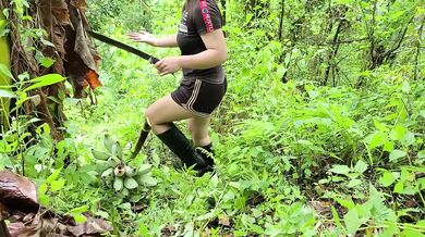 Pinay Pinatuwad sa Sagingan (Beautiful Forest Area)