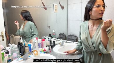 MY BEST FRIEND'S BOYFRIEND CUMMED ON MY BUTT AND IT MADE HER HORNY (ENGLISH SUBTITLES)