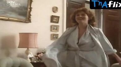 Amanda Redman Breasts Scene in Bergerac