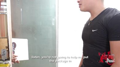 Hombre pedir mujer por correo, hombre follarla, hombre feliz