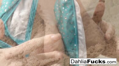 Gorgeous Blonde Teenager Loves Having a Squirting Pussy