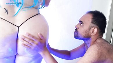 Rola no cusao gostoso.