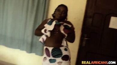 Curvy Sensual BBW Gets All His Heads Spinning And Spitting