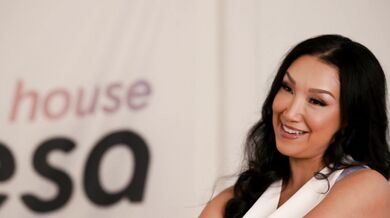 SEXY ASIAN BRUNETTE Vicki Chase Gets Laid From Behind By Dan Damage