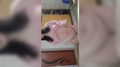 Passionate caresses in privacy.