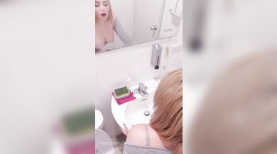 在熱炒店廁所做愛????