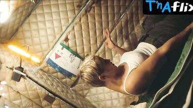 Peri Baumeister Sexy Scene in The Signal