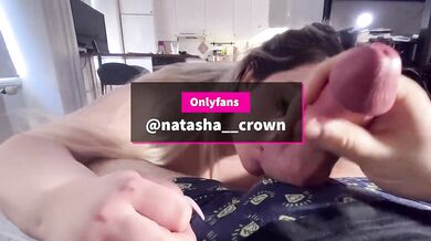 Natasha Crown - Blow job deepthroat huge cock !