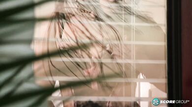 Payton's Cougar Pussy - Alexandra Cat