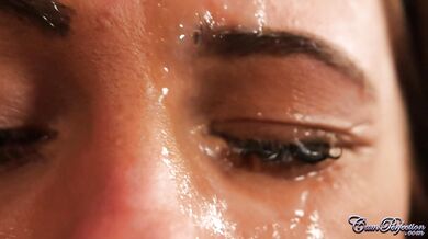 Cum Surprise For Lovely Teen - Veronica Heart