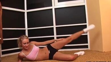 Sneganna wild toy inserting pleasures dildoing teens