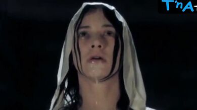 Asia Argento Sexy Scene in Transylvania