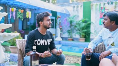 Couple Party - Hindi