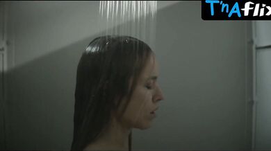 Elodie Fontan Breasts, Underwear Scene in Prise Au Piege