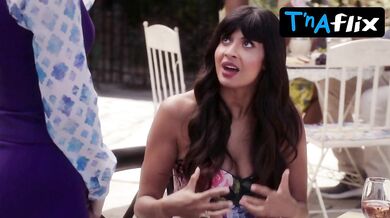 Jameela Jamil Sexy Scene in The Good Place