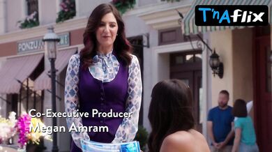 Jameela Jamil Sexy Scene in The Good Place