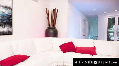 Trans Hottie's Smash Hot Cis Slut