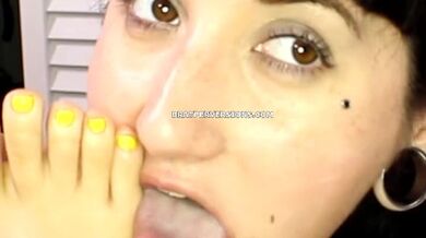 Horny Lesbians Foot Worship