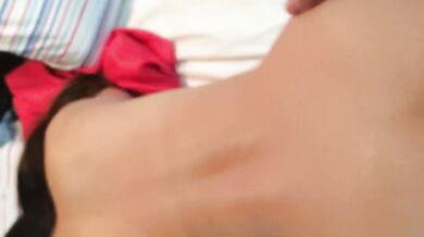 petite asian pushes out cum after getting creamed