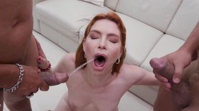 REH QUEEN SERVICES 3 BLACKS AND DRINKS PISS