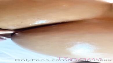 tsparrisxxx 05 06 2020 TS Parris bottoms for Castro Supreme Raw â?? DaftSex E