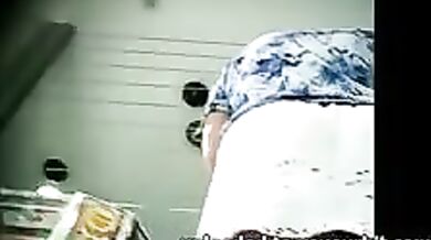 Mature Upskirt Flesh panties