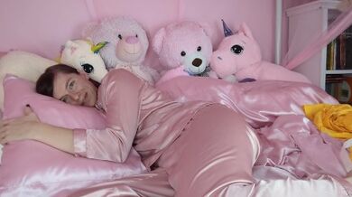 Satin Fetish Transgirl (Preview)