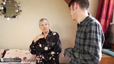 Old lady Savana fucked by student Sam Bourne