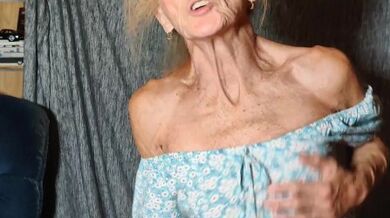 Mature Women Taking a Ride Getting Fucked