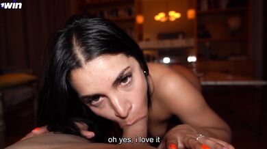 MI HERMANASTRA QUERIA PROBAR POR EL CULO, Y CONSIGUIÓ UN ORGASMO