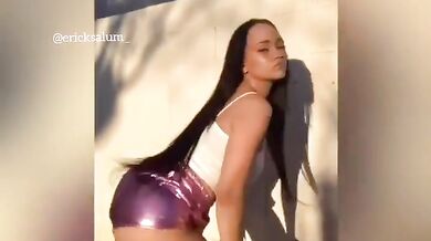 THICK ASS MILF TWERKING COMPILATION