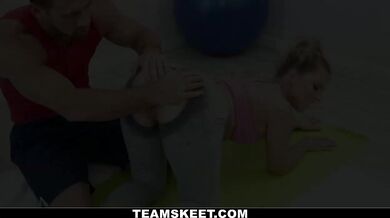 Keep My Pussy Hydrated - Zoey Monroe