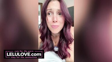 Big boobs babe shares behind the porn scenes daily candid vlogs of first solo New York City adventure bday trip - Lelu Love